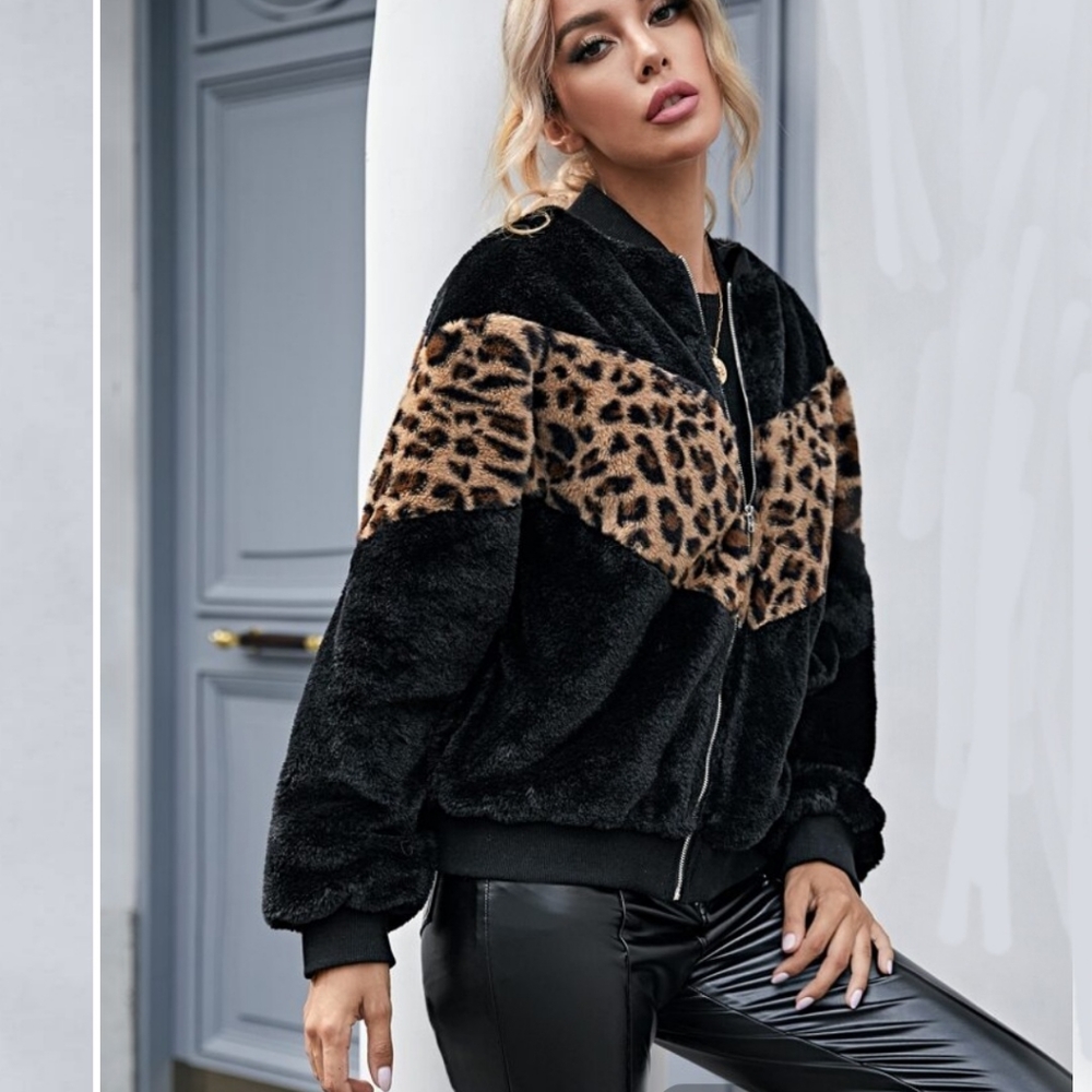Leopard Faux Fur Zipper Front Bomber